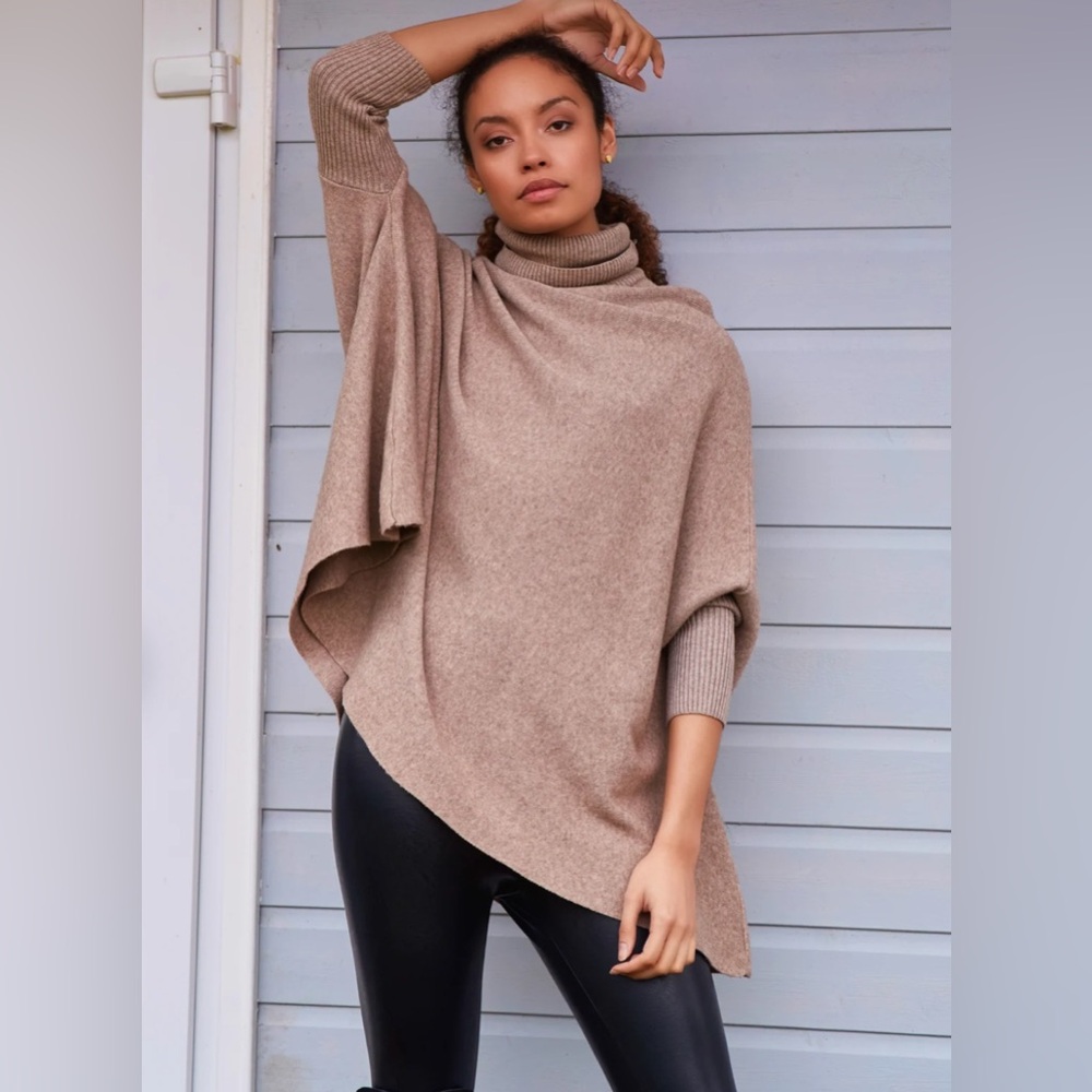 Suzy D London brown batwing turtleneck sweater one size fits all